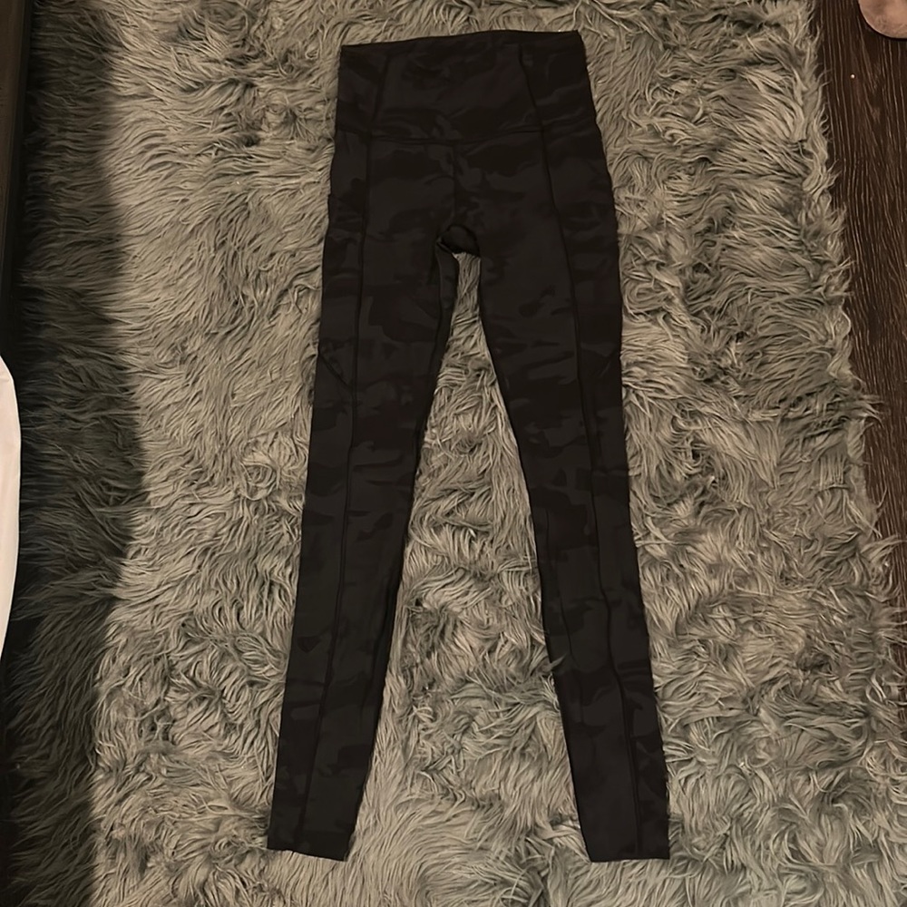 Lulu Lemon Leggings- basically new!